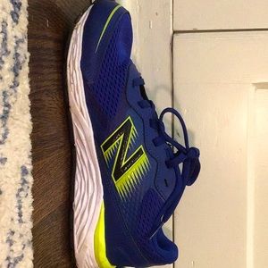 New Balance    green/blue    SIZE 7 KIDS